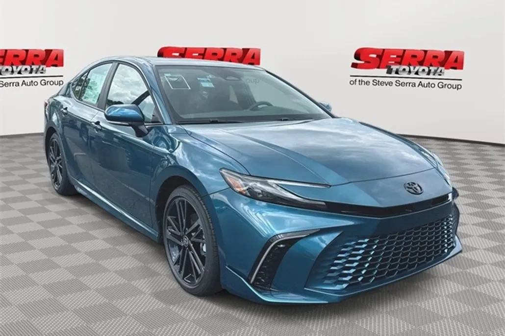 2025 Toyota Camry XSE photo 1