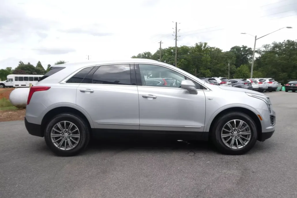 2017 Cadillac XT5 Luxury Sport photo 1