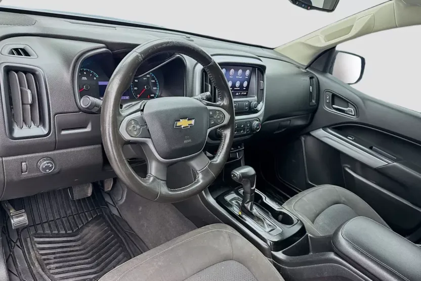 2019 Chevrolet Colorado LT photo 1