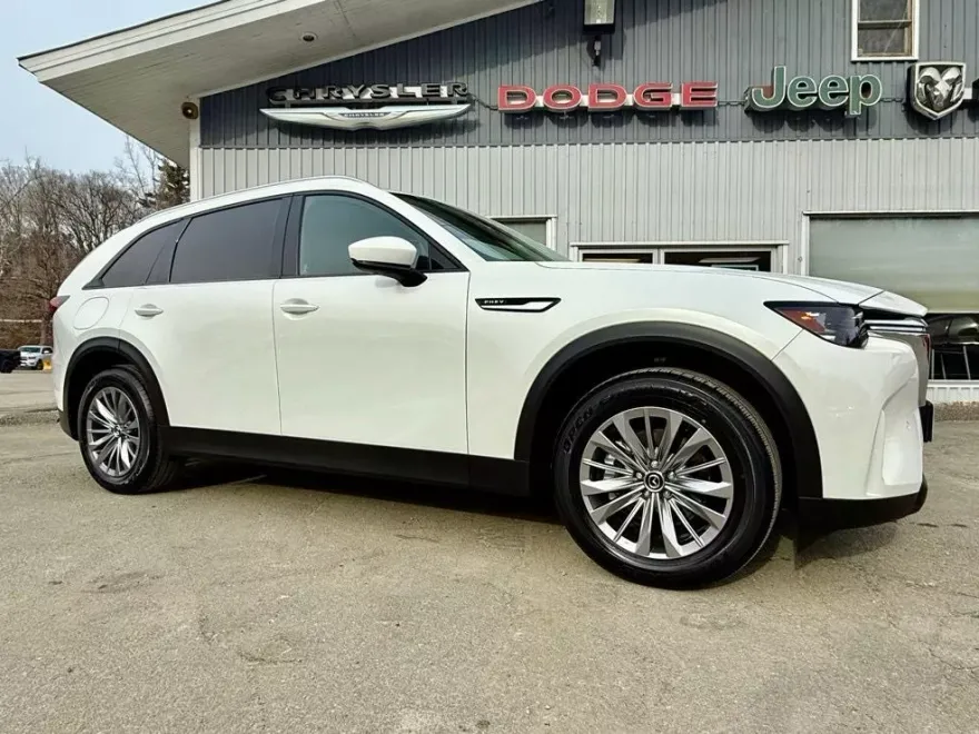 2025 Mazda CX-90 Plug-in Hybrid Preferred photo 1