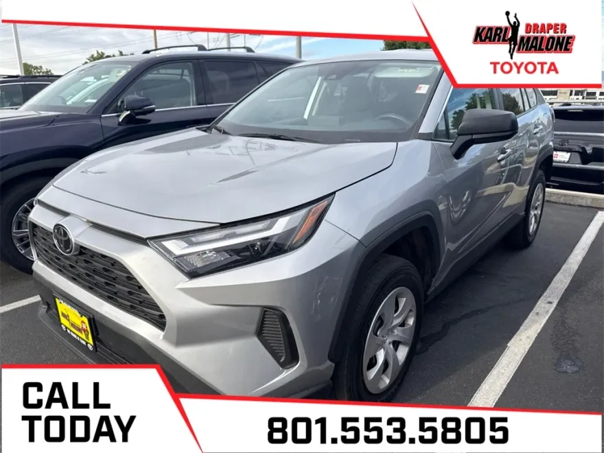 2024 Toyota RAV4 LE photo 1