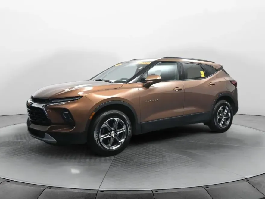 2023 Chevrolet Blazer 2LT photo 1