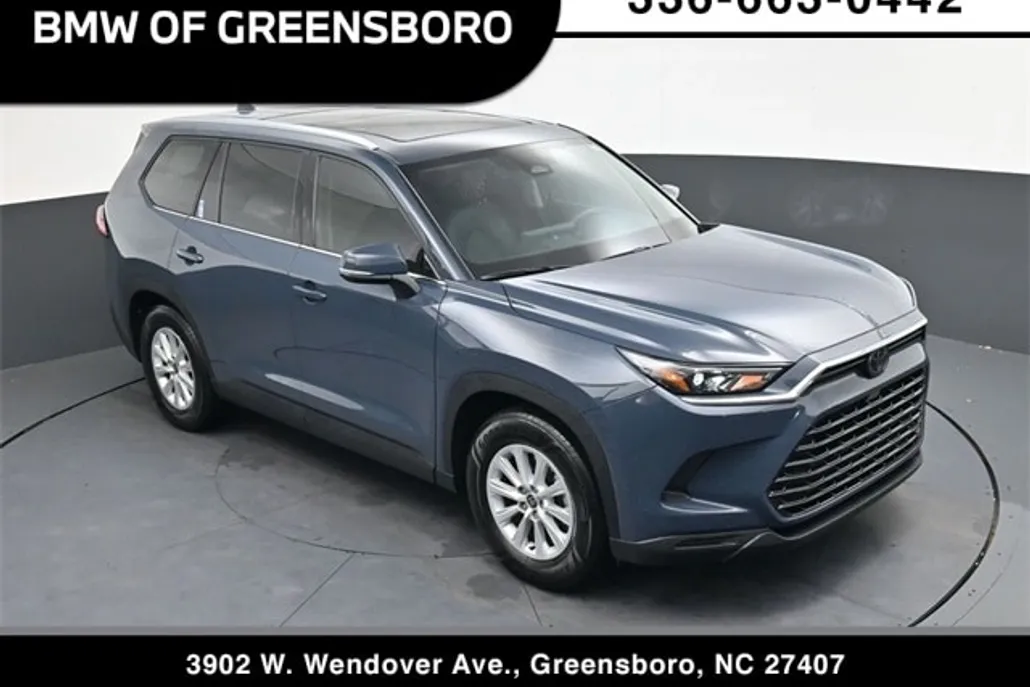 2024 Toyota Grand Highlander XLE photo 1