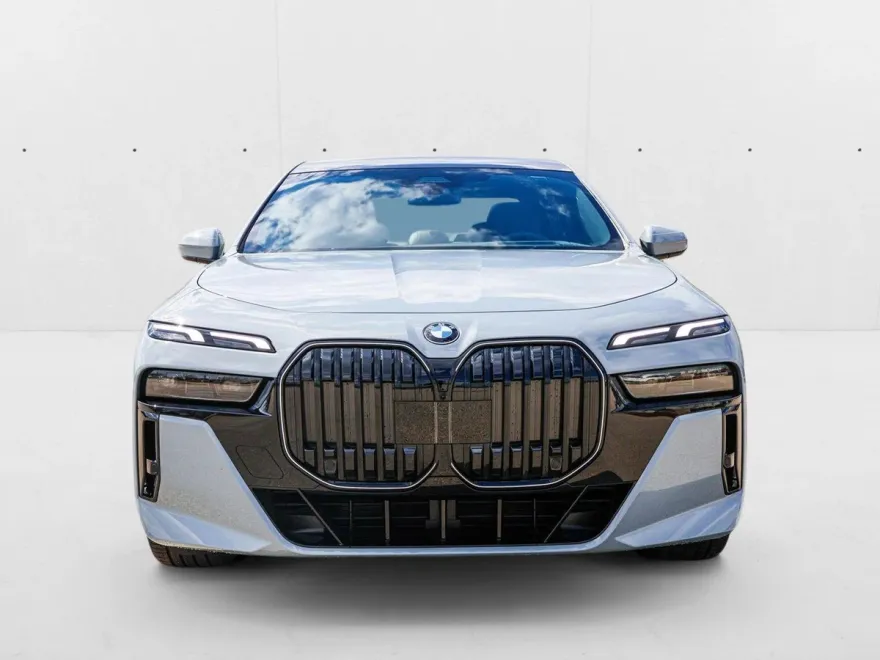 2025 Bmw 740i xDrive Sedan photo 1