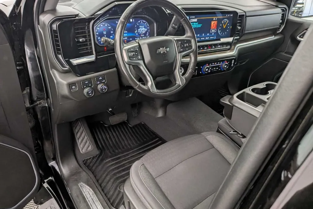 2022 Chevrolet Silverado 1500 RST photo 1