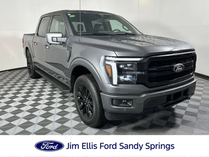 2025 Ford F-150 Lariat photo 1