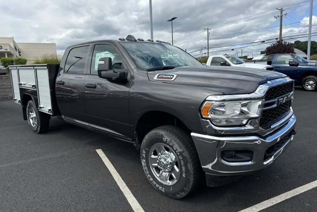 2023 Ram 2500 Tradesman photo 1