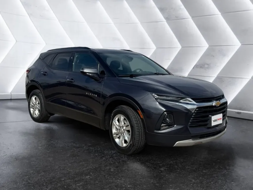 2022 Chevrolet Blazer 2LT photo 1