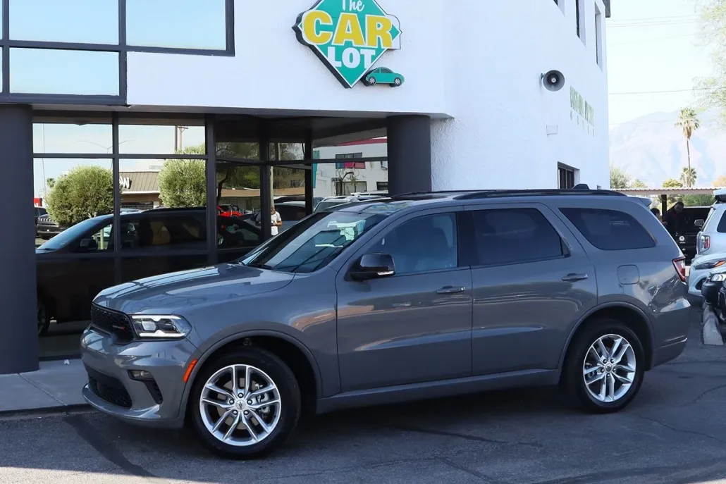 2023 Dodge Durango GT Plus photo 1
