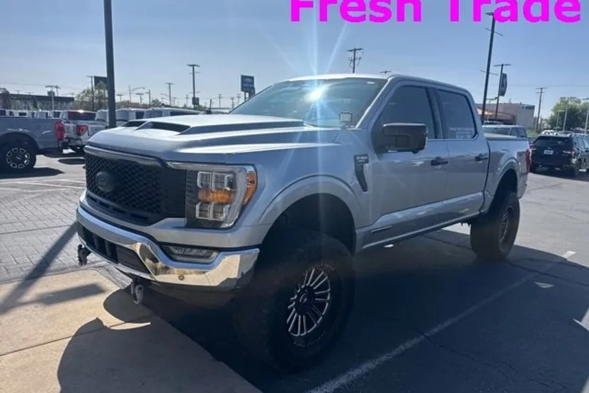 2022 Ford F-150 Lariat photo 1