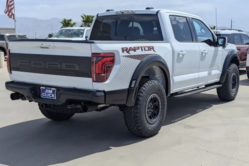 2025 Ford F-150 Raptor photo 1