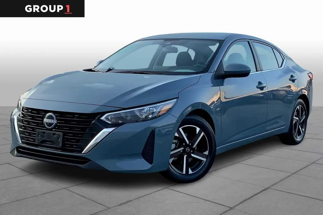 2024 Nissan Sentra SV photo 1
