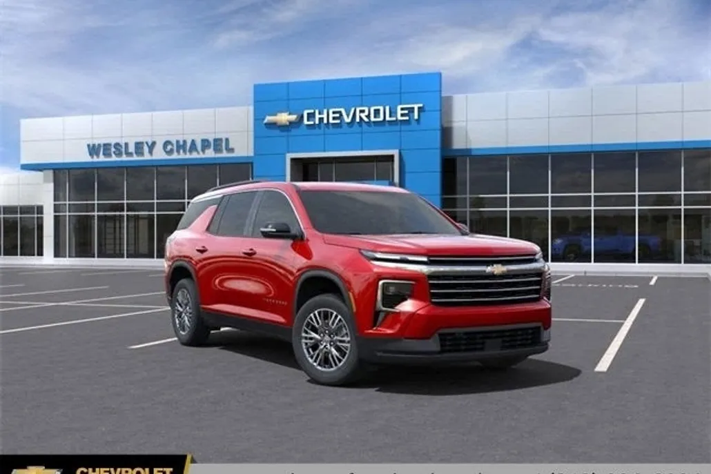 2025 Chevrolet Traverse photo 1