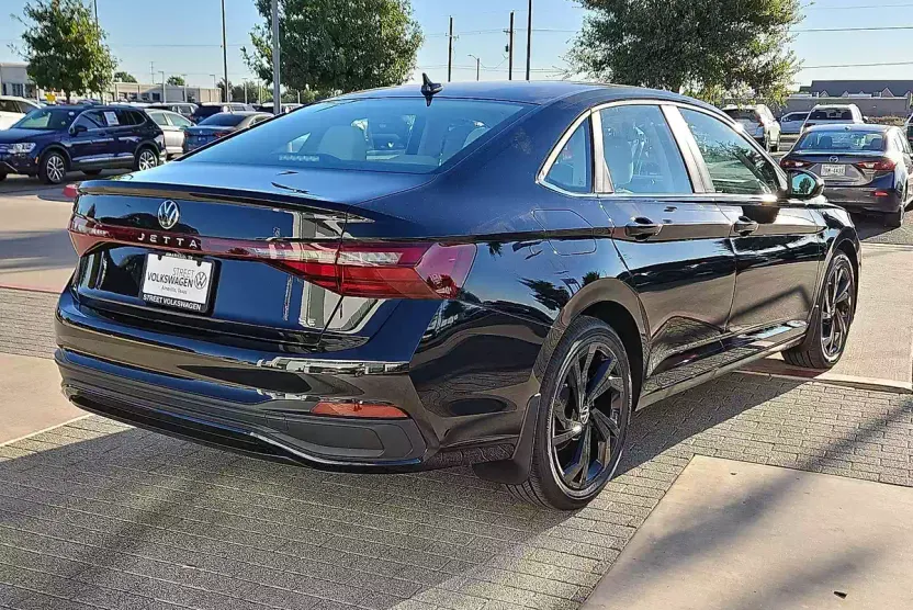 2026 Volkswagen Jetta 1.5T SE photo 1