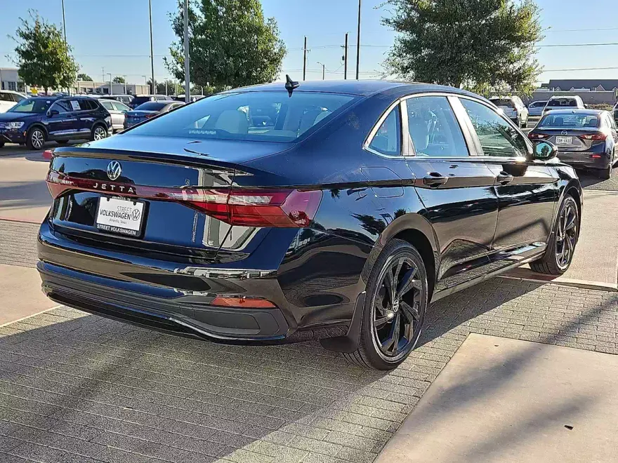 2026 Volkswagen Jetta 1.5T SE photo 1