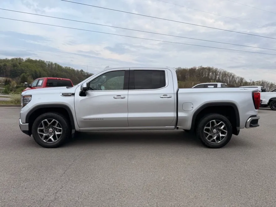 2022 Gmc Sierra 1500 SLT photo 1