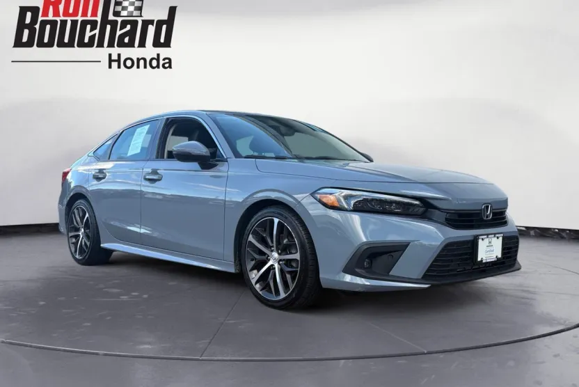 2024 Honda Civic Touring photo 1