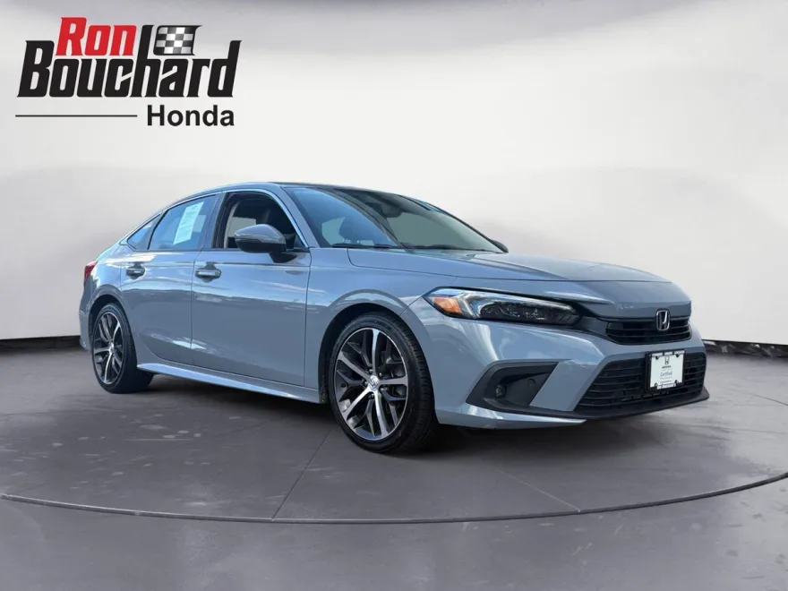 2024 Honda Civic Touring photo 1