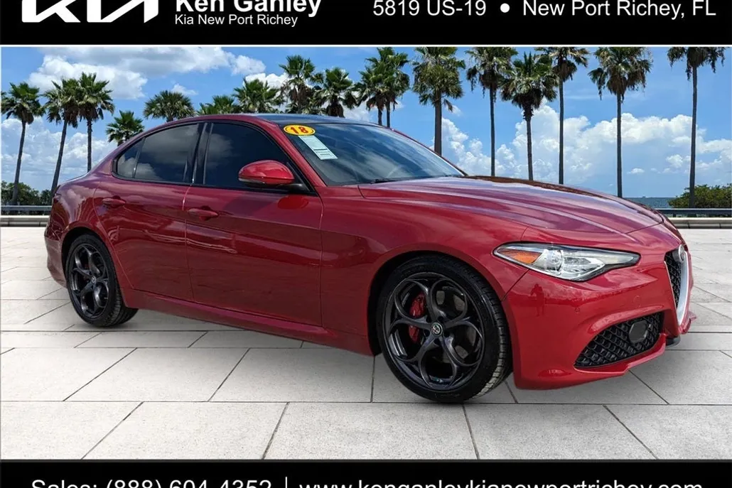 2018 Alfa Romeo Giulia Ti photo 1