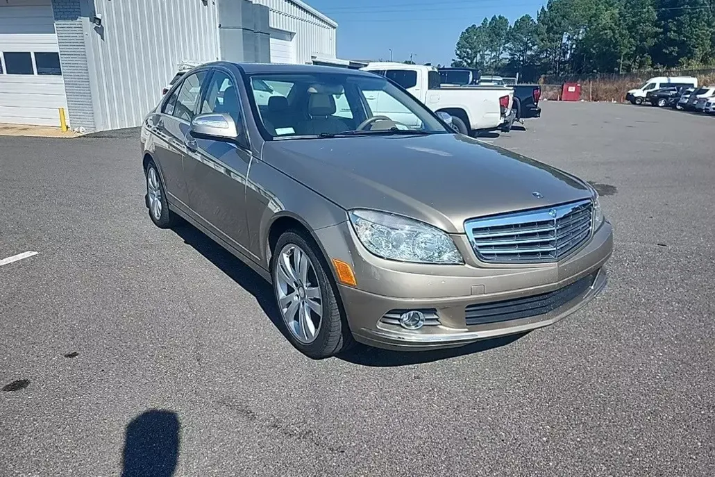 2008 Mercedes Benz C 300 Luxury photo 1