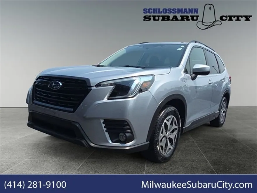 2022 Subaru Forester Premium photo 1