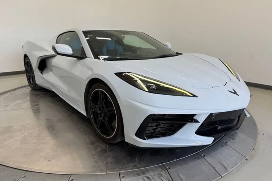 2021 Chevrolet Corvette Stingray photo 1