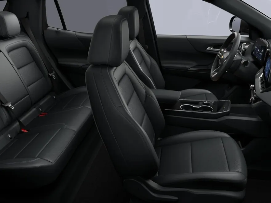 2026 Chevrolet Equinox LT photo 1