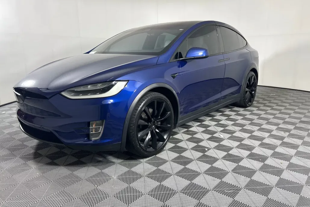 2017 Tesla Model X 90D photo 1
