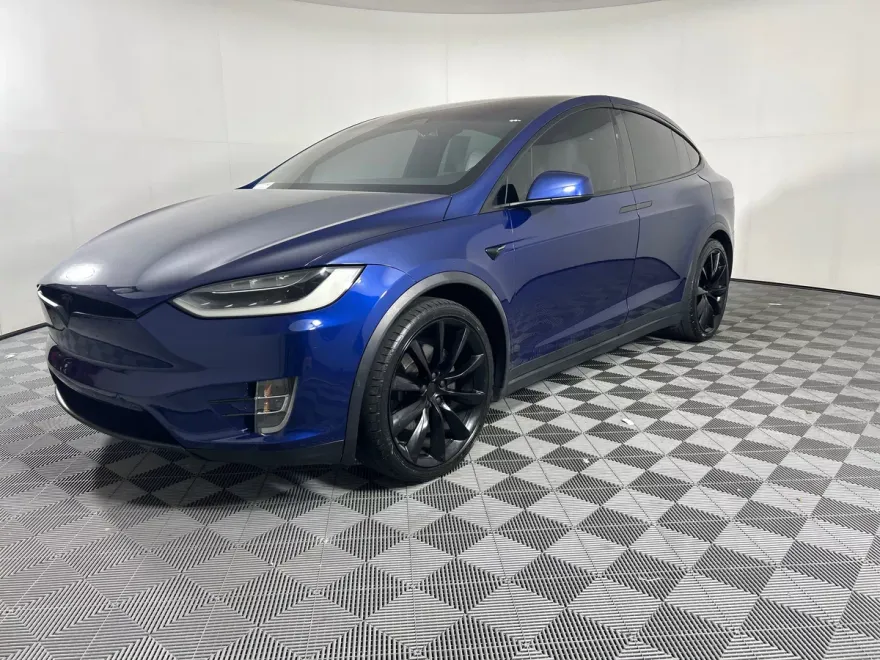 2017 Tesla Model X 90D photo 1