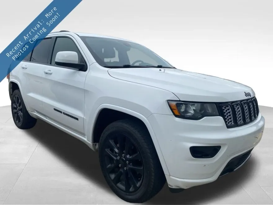 2018 Jeep Grand Cherokee Altitude photo 1