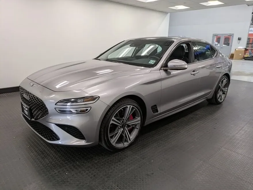 2025 Genesis G70 3.3T Sport Advanced photo 1