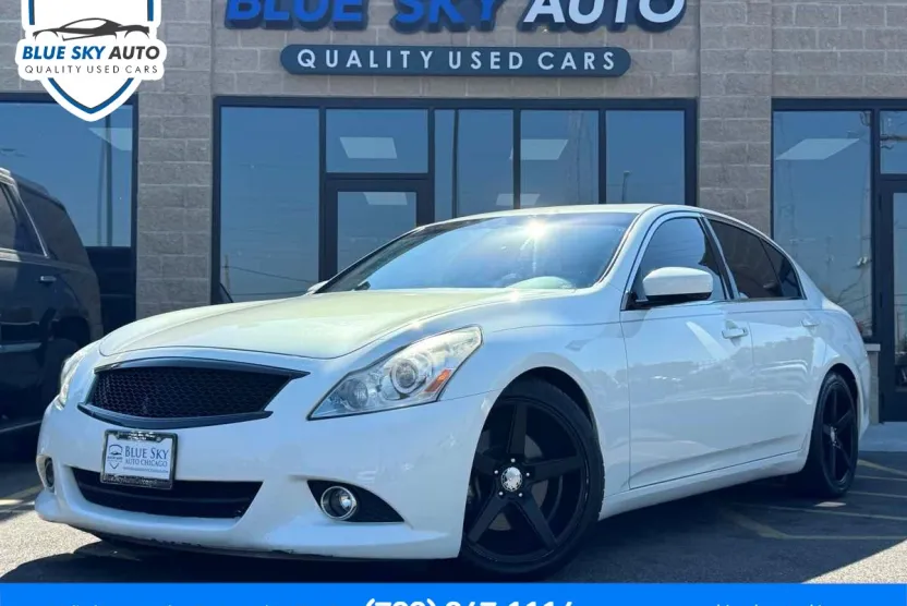 2013 Infiniti G37 Journey photo 1