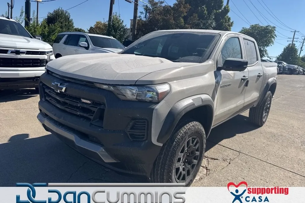 2026 Chevrolet Colorado Trail Boss photo 1