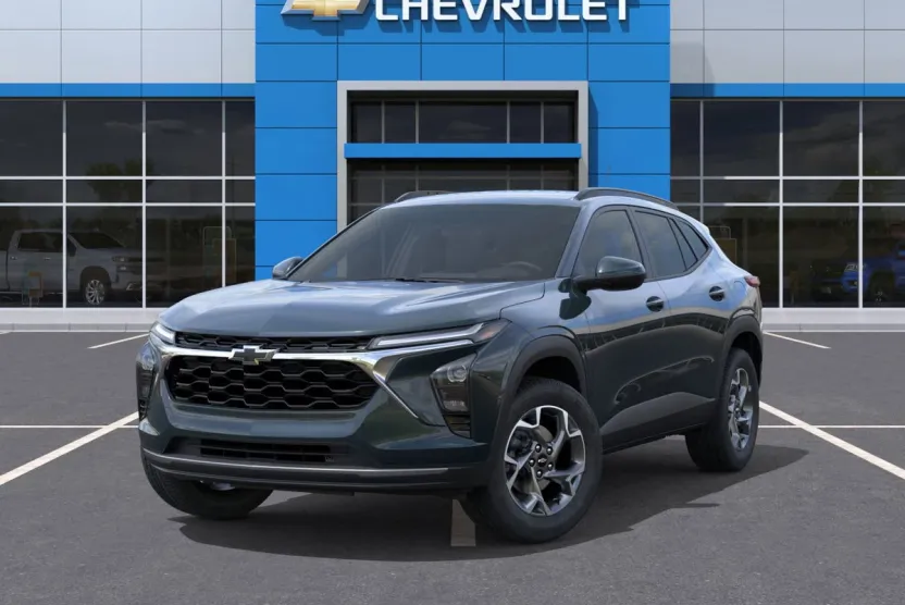 2026 Chevrolet Trax LT photo 1