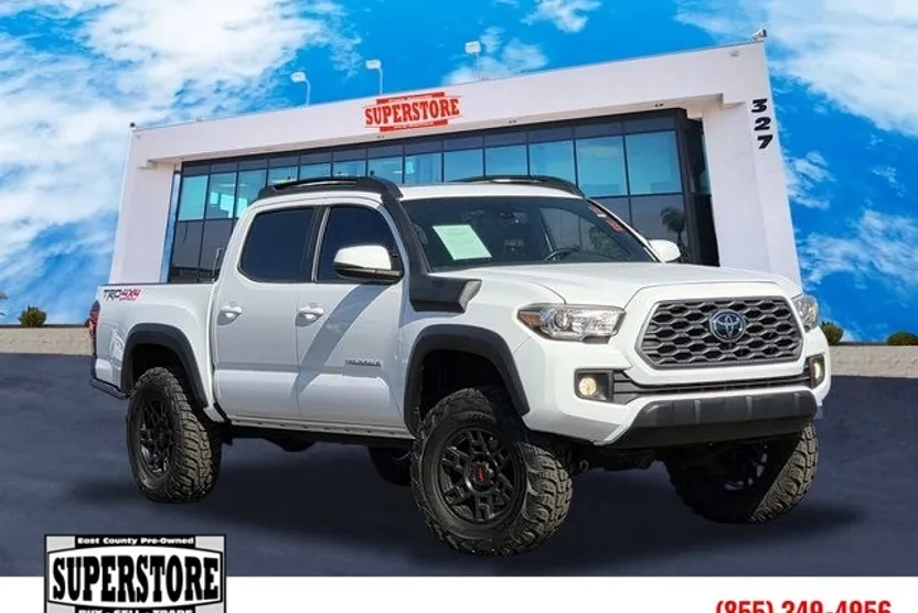 2019 Toyota Tacoma TRD photo 1