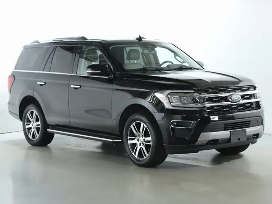 2023 Ford Expedition Limited photo 1