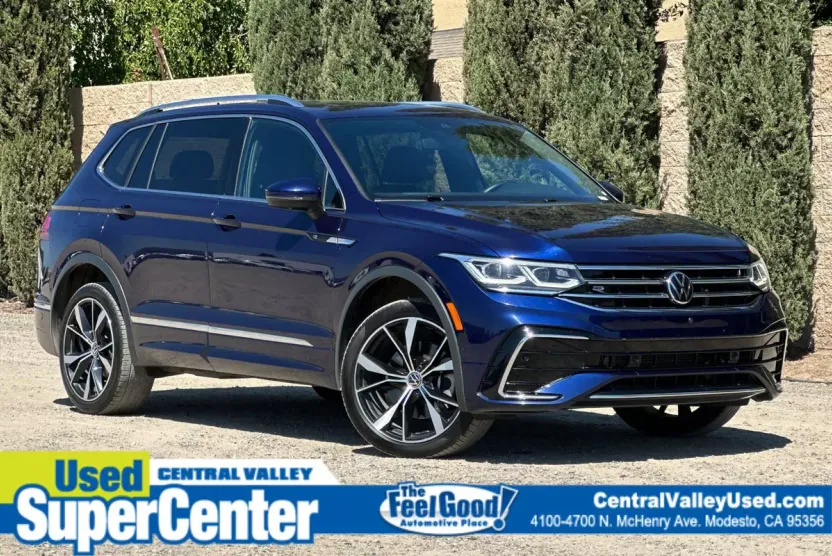 2022 Volkswagen Tiguan SEL R-Line Sport photo 1