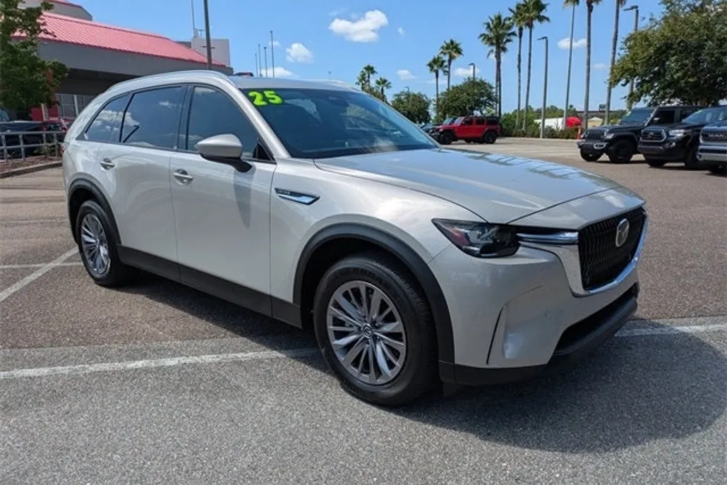 2025 Mazda CX-90 3.3 Turbo Preferred photo 1