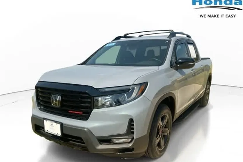 2023 Honda Ridgeline Black Edition photo 1