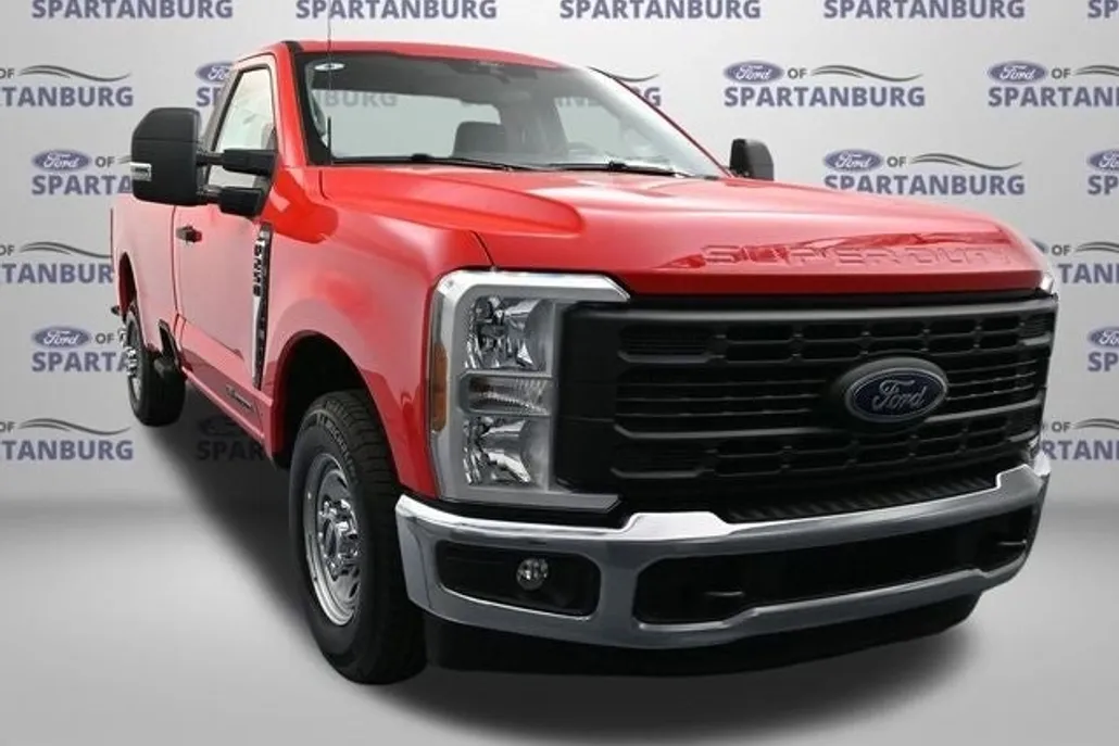 2025 Ford F-250 photo 1
