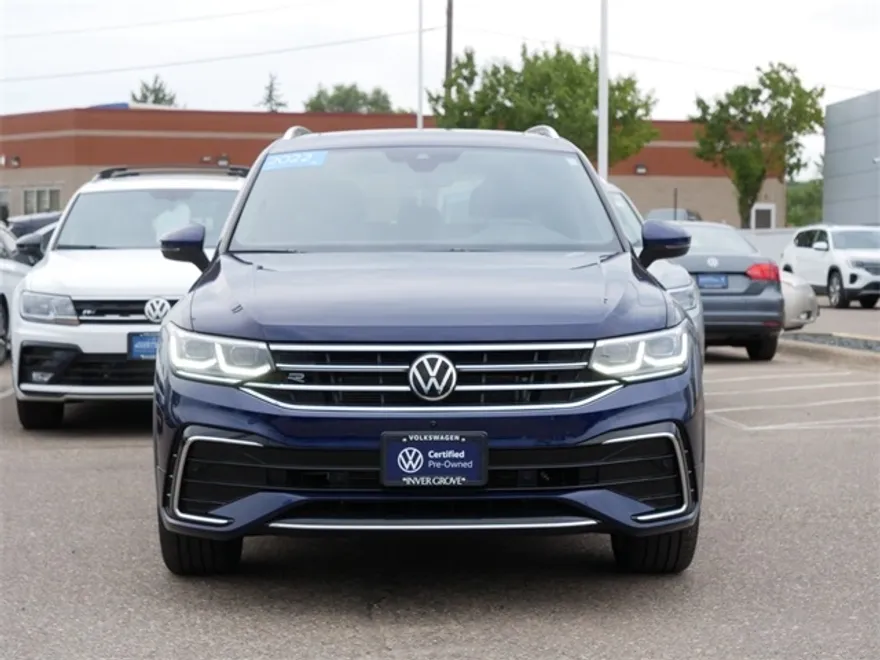 2022 Volkswagen Tiguan SEL Premium R-Line photo 1
