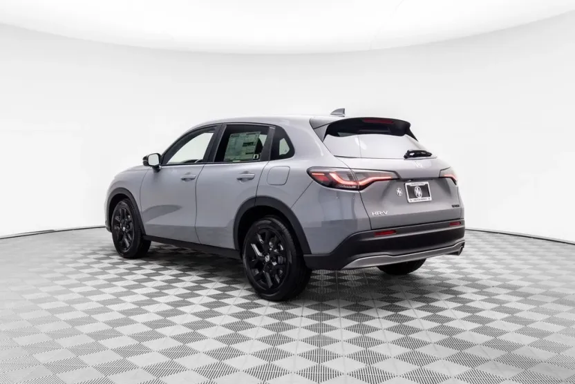 2025 Honda HR-V Sport photo 1