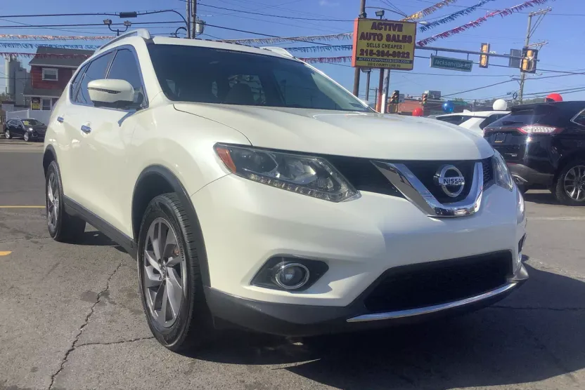 2016 Nissan Rogue SL photo 1