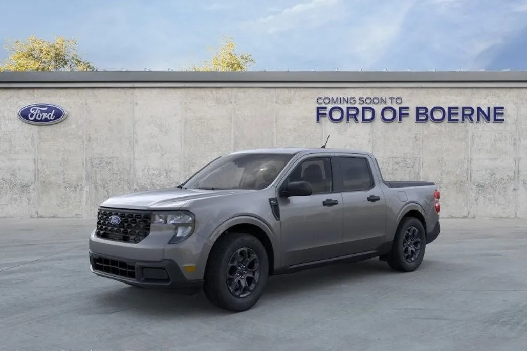 2025 Ford Maverick XLT photo 1