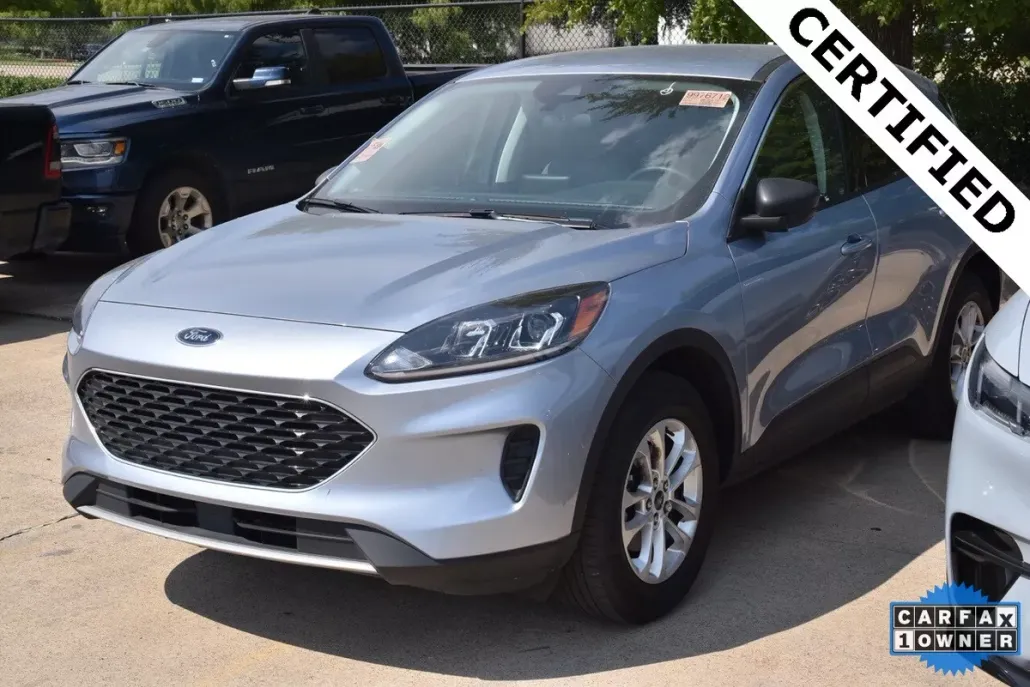 2022 Ford Escape SE photo 1