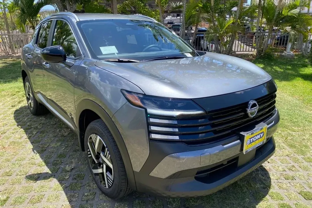 2026 Nissan Kicks SV photo 1