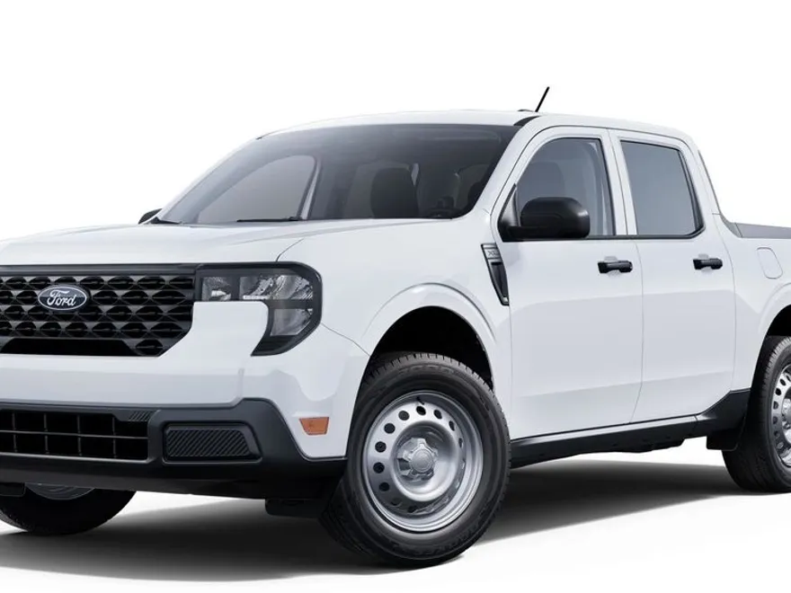 2025 Ford Maverick XL photo 1