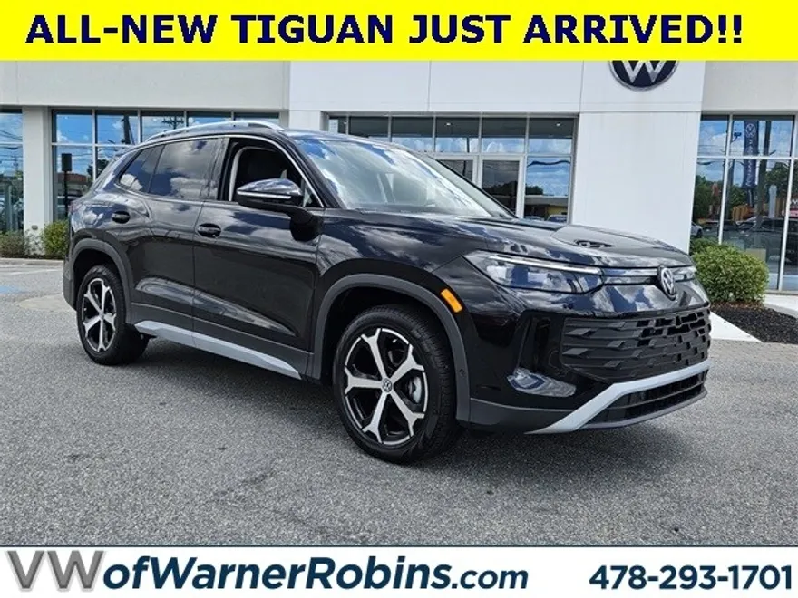 2025 Volkswagen Tiguan SE photo 1
