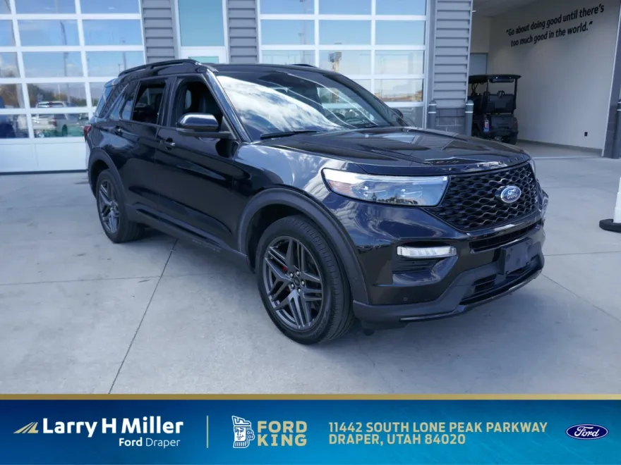 2020 Ford Explorer ST photo 1