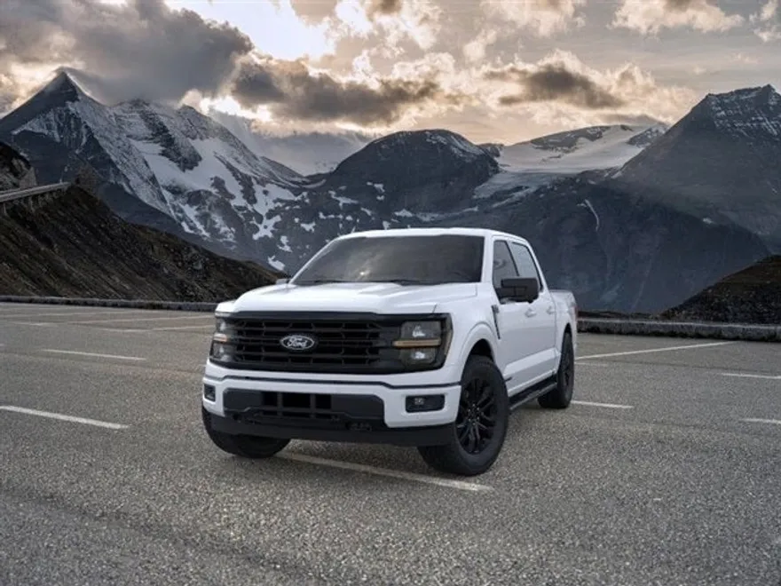 2024 Ford F-150 XLT photo 1